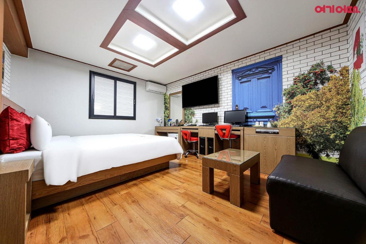 World Hotel Chuncheon Εξωτερικό φωτογραφία